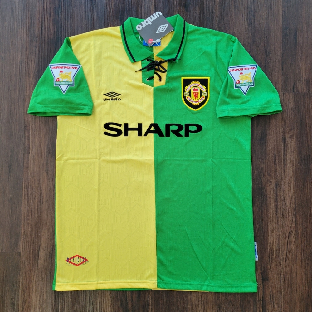 Eric Cantona Manchester United New Men's Retro Vintage Umbro Soccer Jersey